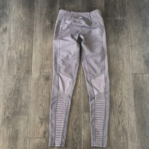 NWOT Alo moto leggings - Picture 2 of 4